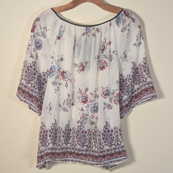 โจ Boho Dream LOFT Floral Peasant Top โ Flowy & Free-Spirited ๐ธ - Picture 2 of 6